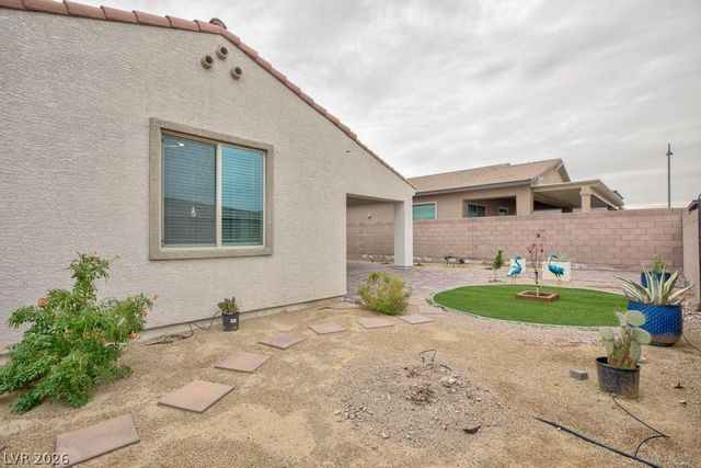 689 Monteverdi Peak Street, Henderson, NV 89011