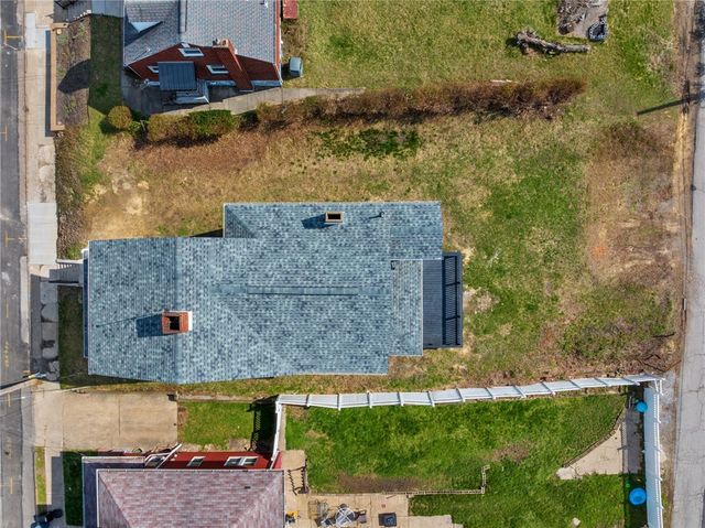 800 Orchard Avenue, Avalon, PA 15202