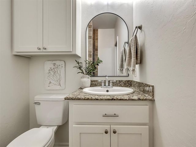 1324 Bay Bridge Court, Edmond, OK 73034