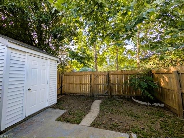 1158 Hillock XING, Virginia Beach, VA 23455