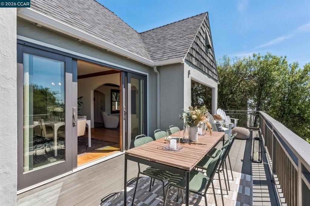 Image 18 of property listing at 212 Yale Ave, Kensington, CA 94708