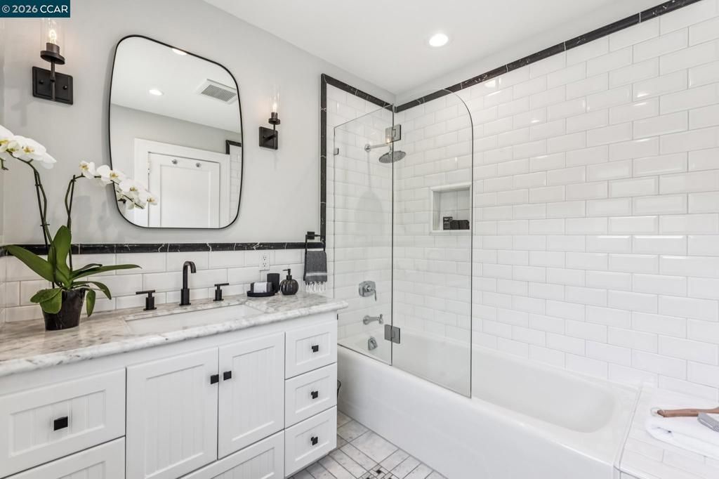 Image 32 of property listing at 212 Yale Ave, Kensington, CA 94708