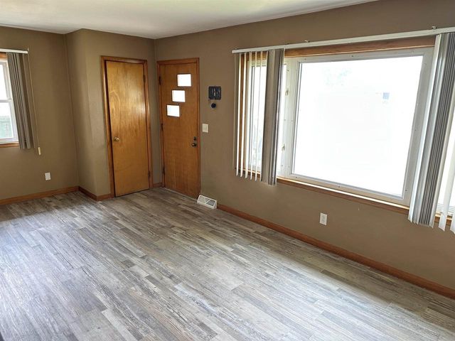 1636 Henderson Avenue, Beloit, WI 53511