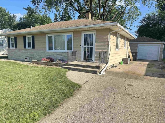 1636 Henderson Avenue, Beloit, WI 53511