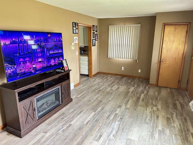 1636 Henderson Avenue, Beloit, WI 53511