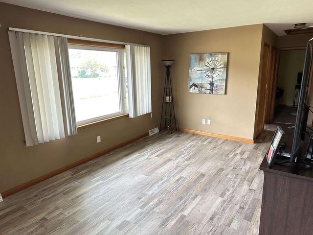 1636 Henderson Avenue, Beloit, WI 53511