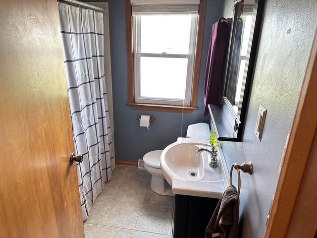 1636 Henderson Avenue, Beloit, WI 53511