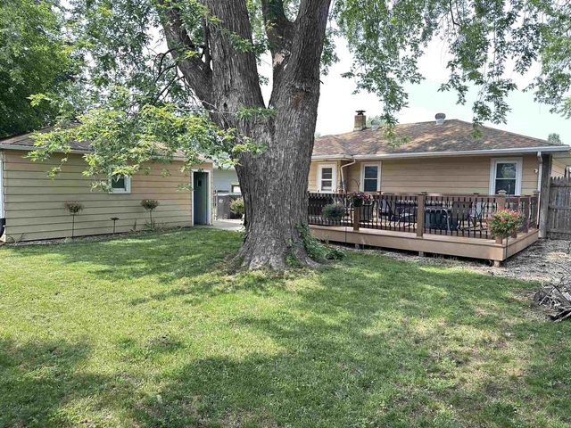 1636 Henderson Avenue, Beloit, WI 53511