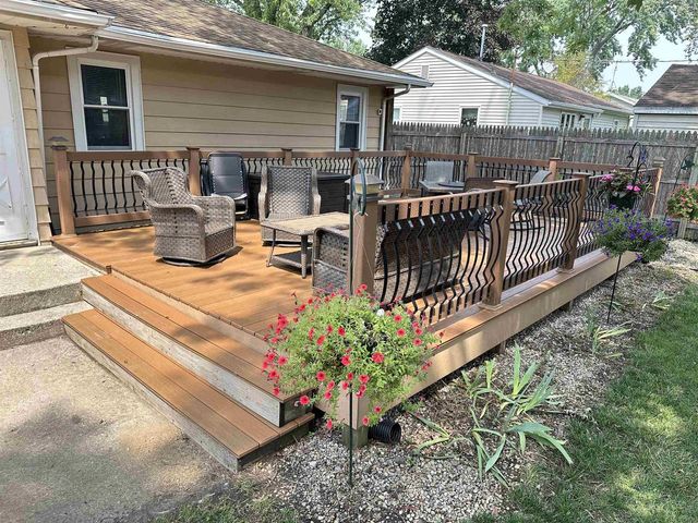 1636 Henderson Avenue, Beloit, WI 53511
