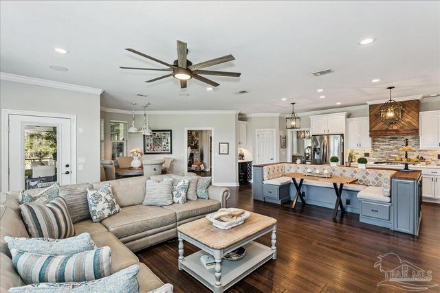 3801 Tiger Point Blvd, Gulf Breeze, FL 32563