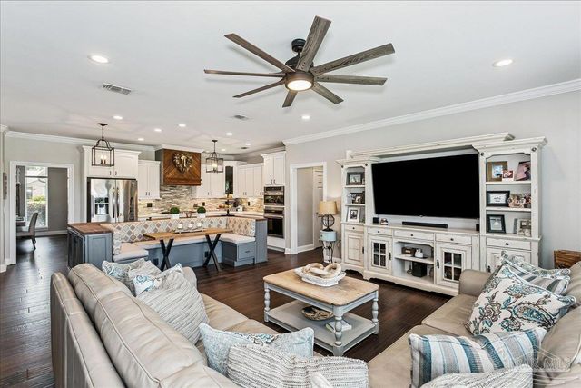3801 Tiger Point Blvd, Gulf Breeze, FL 32563