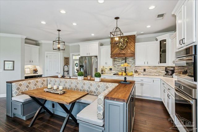 3801 Tiger Point Blvd, Gulf Breeze, FL 32563