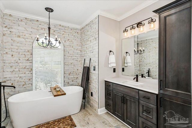 3801 Tiger Point Blvd, Gulf Breeze, FL 32563