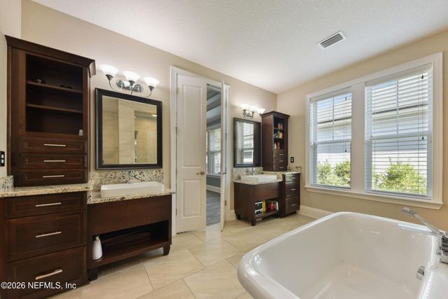 4182 EAGLE LANDING Parkway, Orange Park, FL 32065