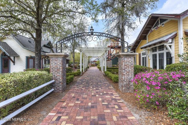 4182 EAGLE LANDING Parkway, Orange Park, FL 32065