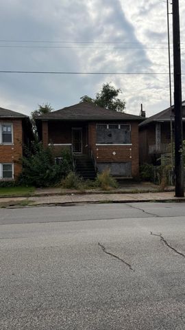 1109 W 11th Avenue, Gary, IN 46402