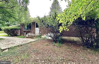 420 CHAPEL HILL RD, Sinking Spring, PA 19608