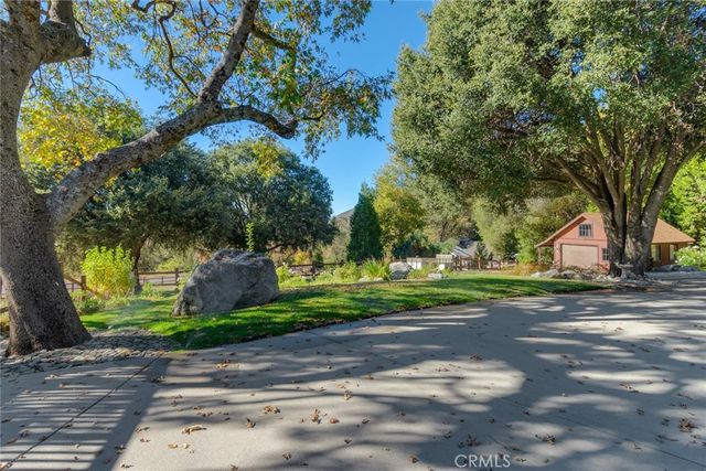 39292 Oak Glen Road, Oak Glen, CA 92399