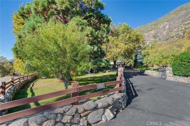 39292 Oak Glen Road, Oak Glen, CA 92399