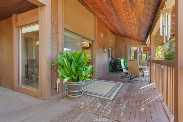 39292 Oak Glen Road, Oak Glen, CA 92399