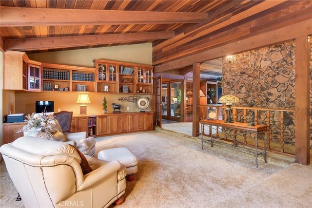 39292 Oak Glen Road, Oak Glen, CA 92399