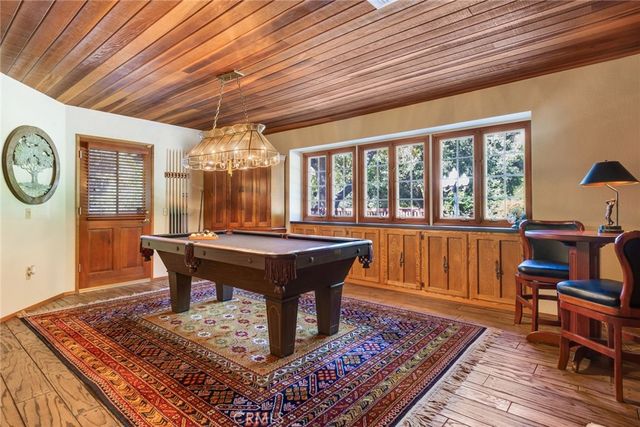 39292 Oak Glen Road, Oak Glen, CA 92399