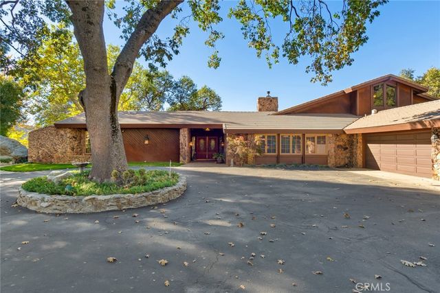 39292 Oak Glen Road, Oak Glen, CA 92399