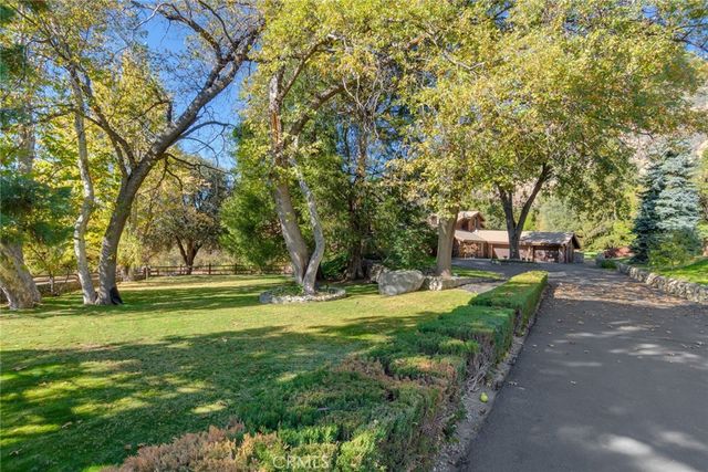 39292 Oak Glen Road, Oak Glen, CA 92399