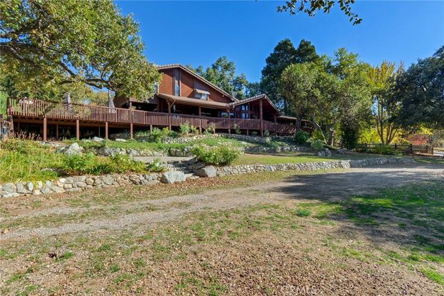 39292 Oak Glen Road, Oak Glen, CA 92399