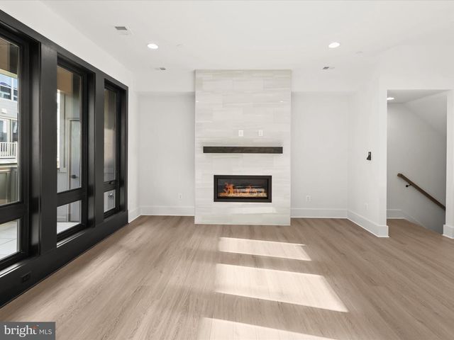 14920 DISPATCH ST, Rockville, MD 20850