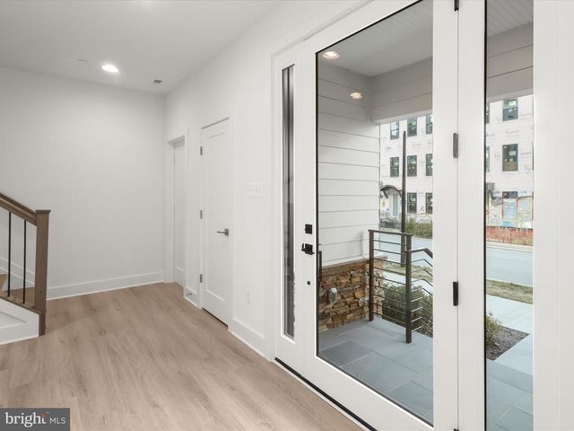 14920 DISPATCH ST, Rockville, MD 20850