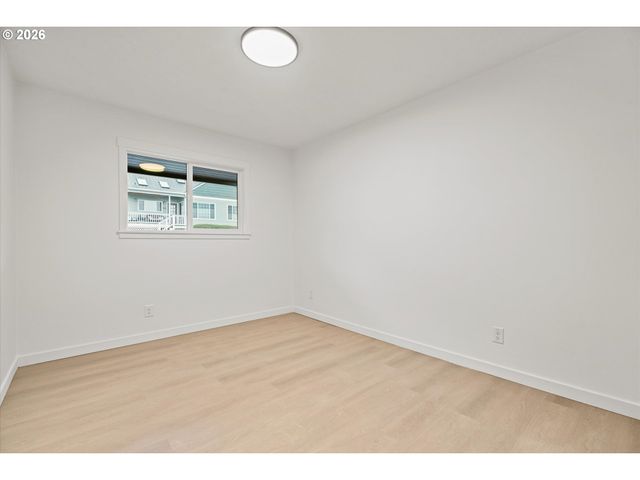 635 Ne DALLAS St, Camas, WA 98607