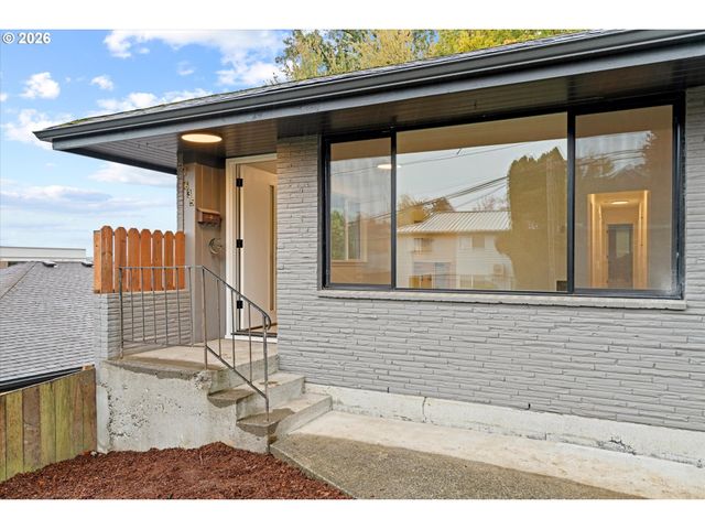 635 Ne DALLAS St, Camas, WA 98607