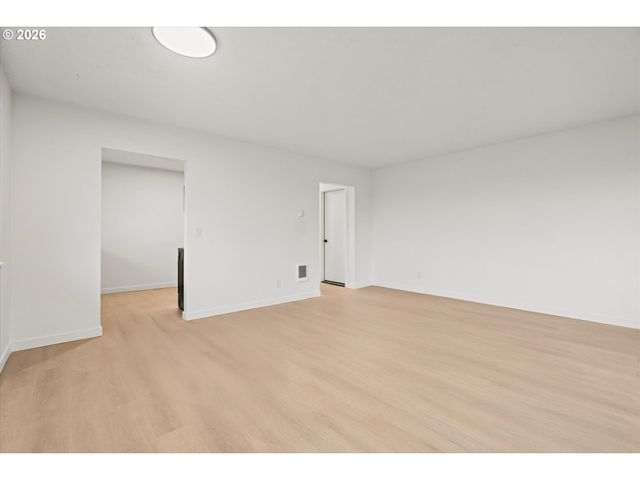 635 Ne DALLAS St, Camas, WA 98607