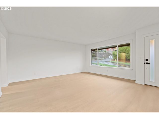 635 Ne DALLAS St, Camas, WA 98607