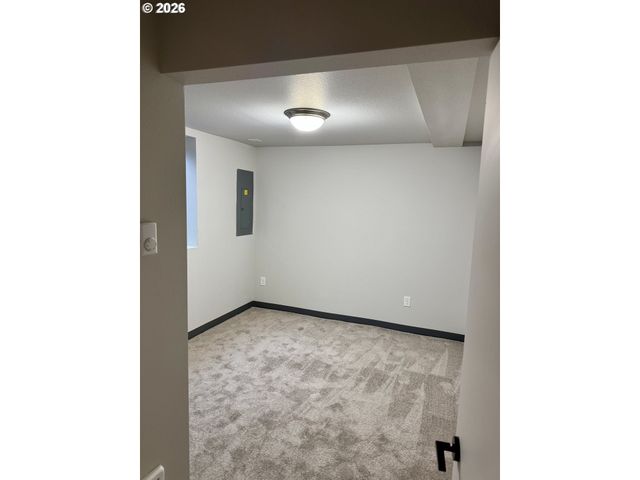 635 Ne DALLAS St, Camas, WA 98607