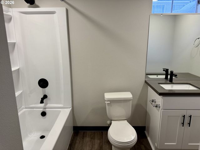 635 Ne DALLAS St, Camas, WA 98607