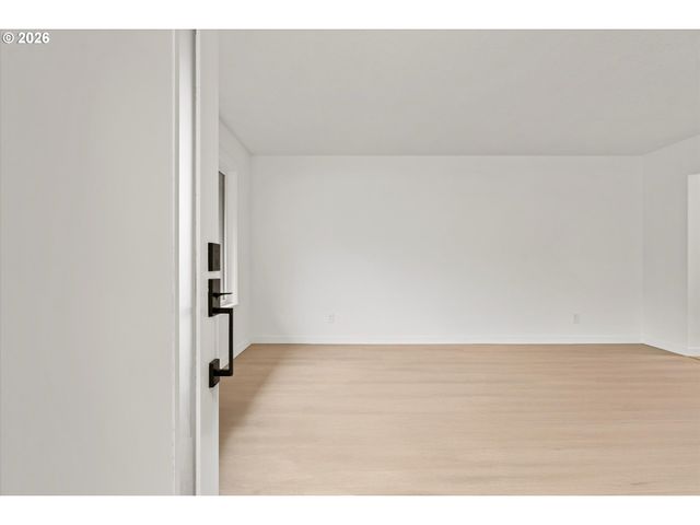 635 Ne DALLAS St, Camas, WA 98607