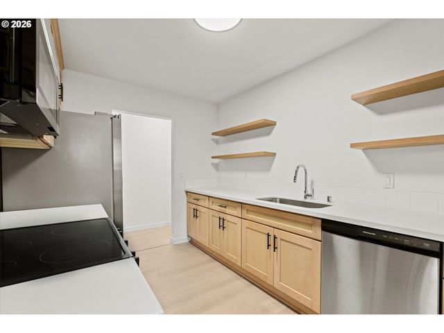 635 Ne DALLAS St, Camas, WA 98607