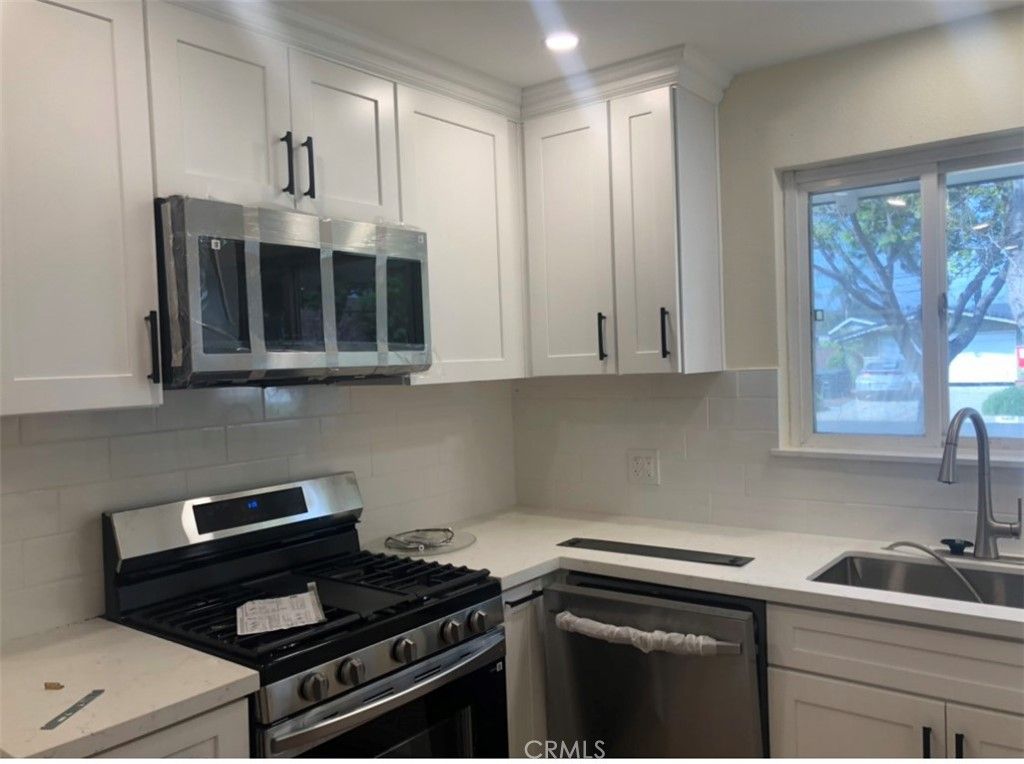 Image 9 of property listing at 8408 MERCURY DR, Buena Park, CA 90620