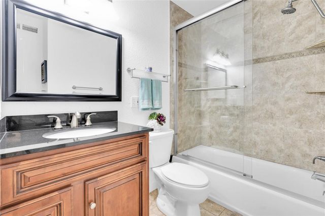10365 PARADISE BOULEVARD 4, Treasure Island, FL 33706