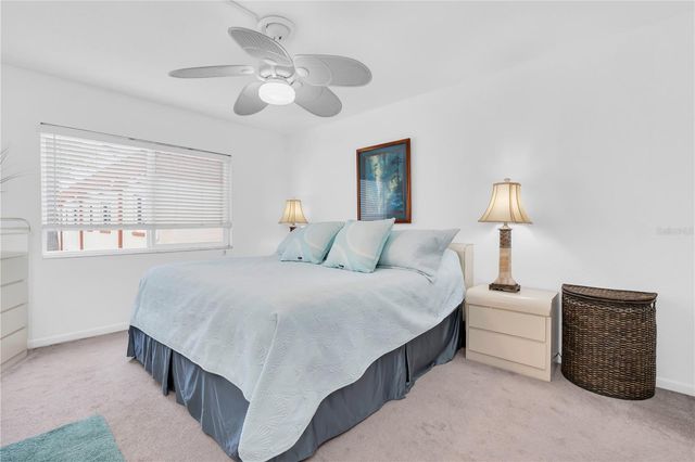 10365 PARADISE BOULEVARD 4, Treasure Island, FL 33706