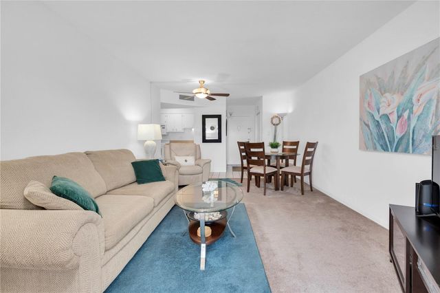 10365 PARADISE BOULEVARD 4, Treasure Island, FL 33706