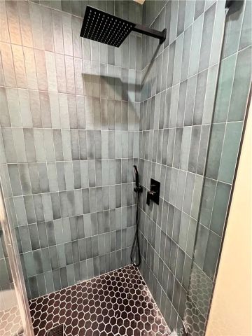 6305 Carpenter, North Hollywood, CA 91606