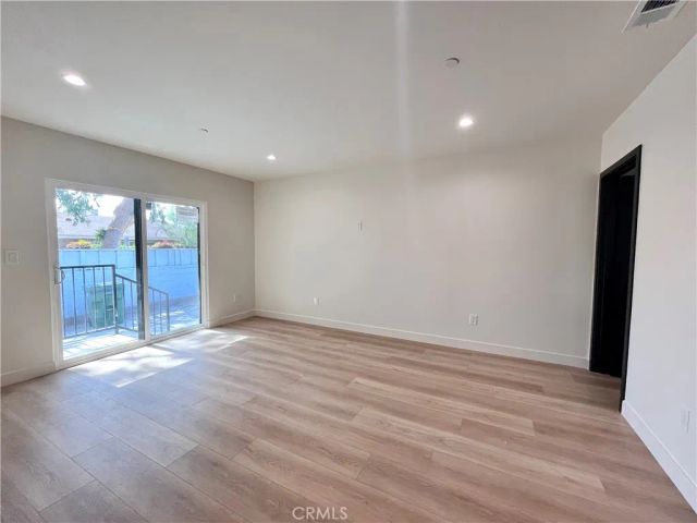 6305 Carpenter, North Hollywood, CA 91606