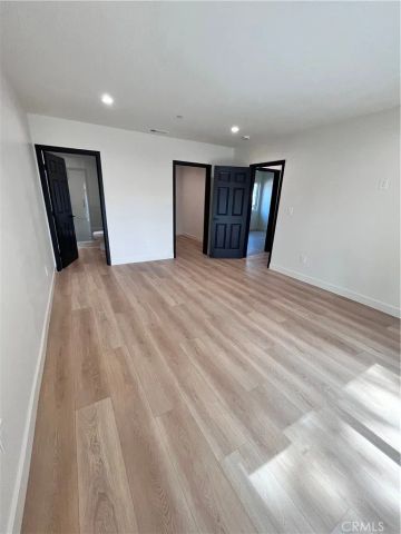 6305 Carpenter, North Hollywood, CA 91606