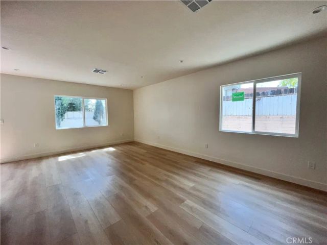 6305 Carpenter, North Hollywood, CA 91606
