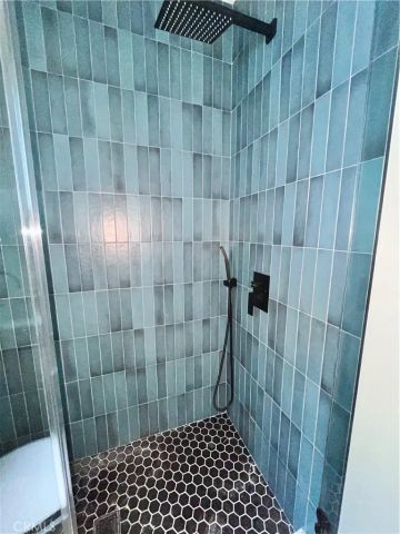 6305 Carpenter, North Hollywood, CA 91606