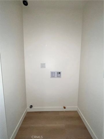 6305 Carpenter, North Hollywood, CA 91606