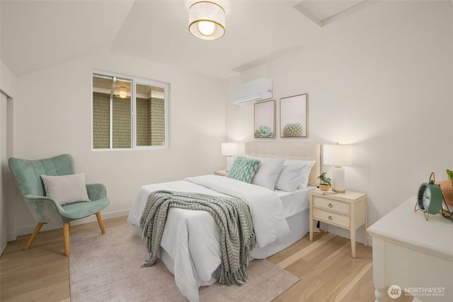 2121 1st Avenue W, Seattle, WA 98119